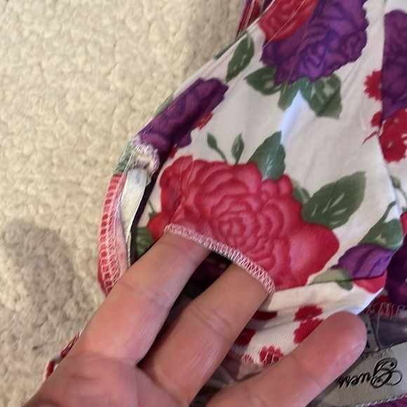 Guess Bodycon Rayon  Dress Medium - Picture 9 of 11